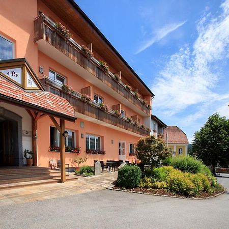 Ferienzimmer Paunger Hotel Miesenbach  Exterior foto